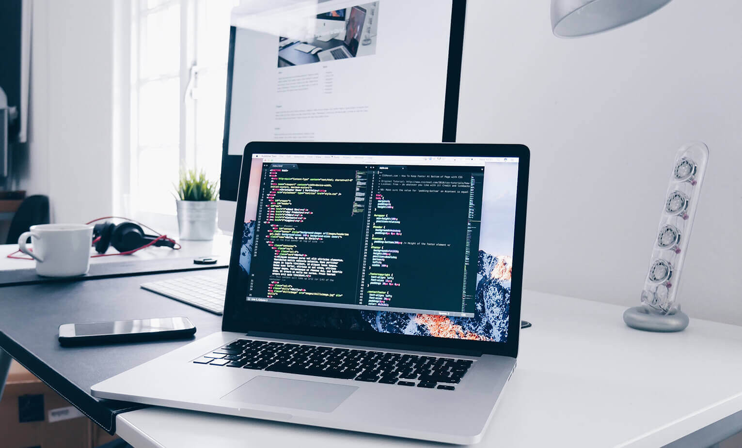 How to Attract Customers Without Chasing Them